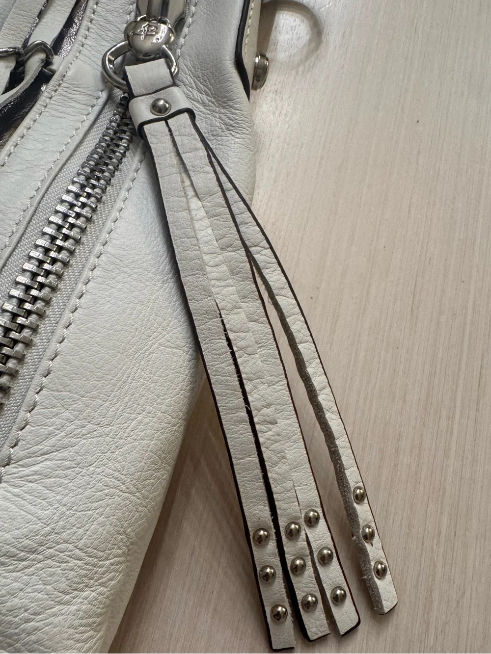B. Makowsky Alexis White Leather Fringe Chain Hobo Shoulder Bag Large